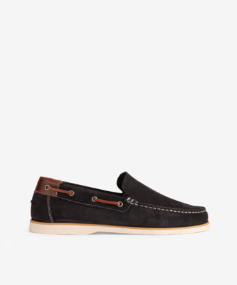 SAPATO DE VELA SLIP ON EM PELE NOBUCK COM COSTURA MANUAL