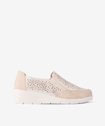 SAPATO SLIP ON COMBINADO DE FECHO COM SOLA CONFORTO